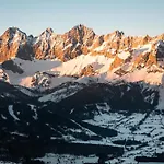 Alpine Boutique Wollee Szálloda 4*