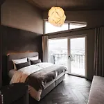 Hotel Alpine Boutique Wollée 4*