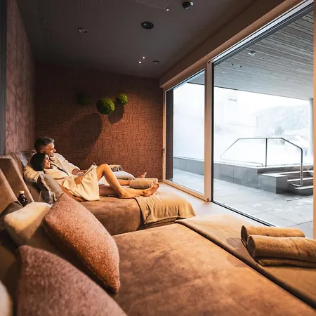 Alpine Boutique Wollee Hotel 4*