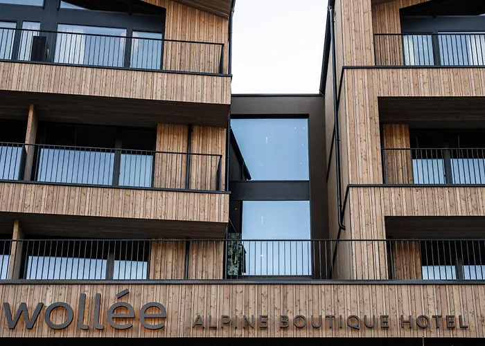 Ξενοδοχείο Alpine Boutique Wollee 4*